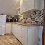 Apartment Kukurooms *